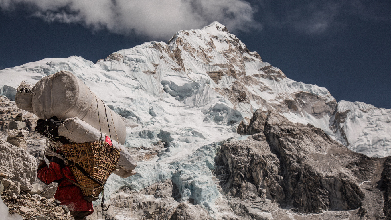 Trekking Everest Base Camp