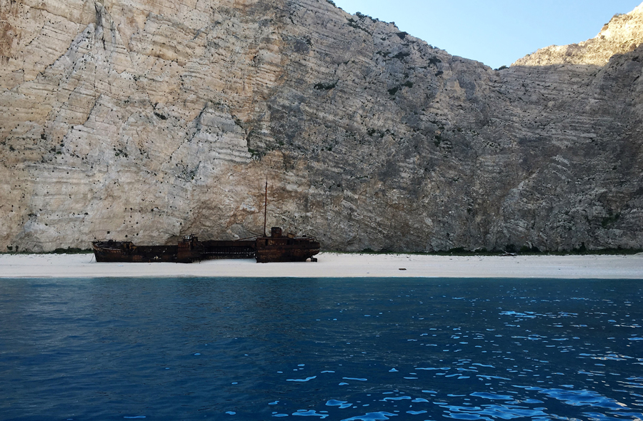 viaggio di gruppo barca a vela grecia crociera mar ionio lefkada floating bridge